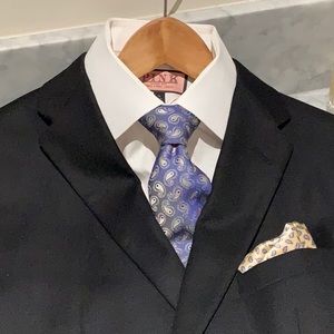 Thomas Pink men’s white dress shirt